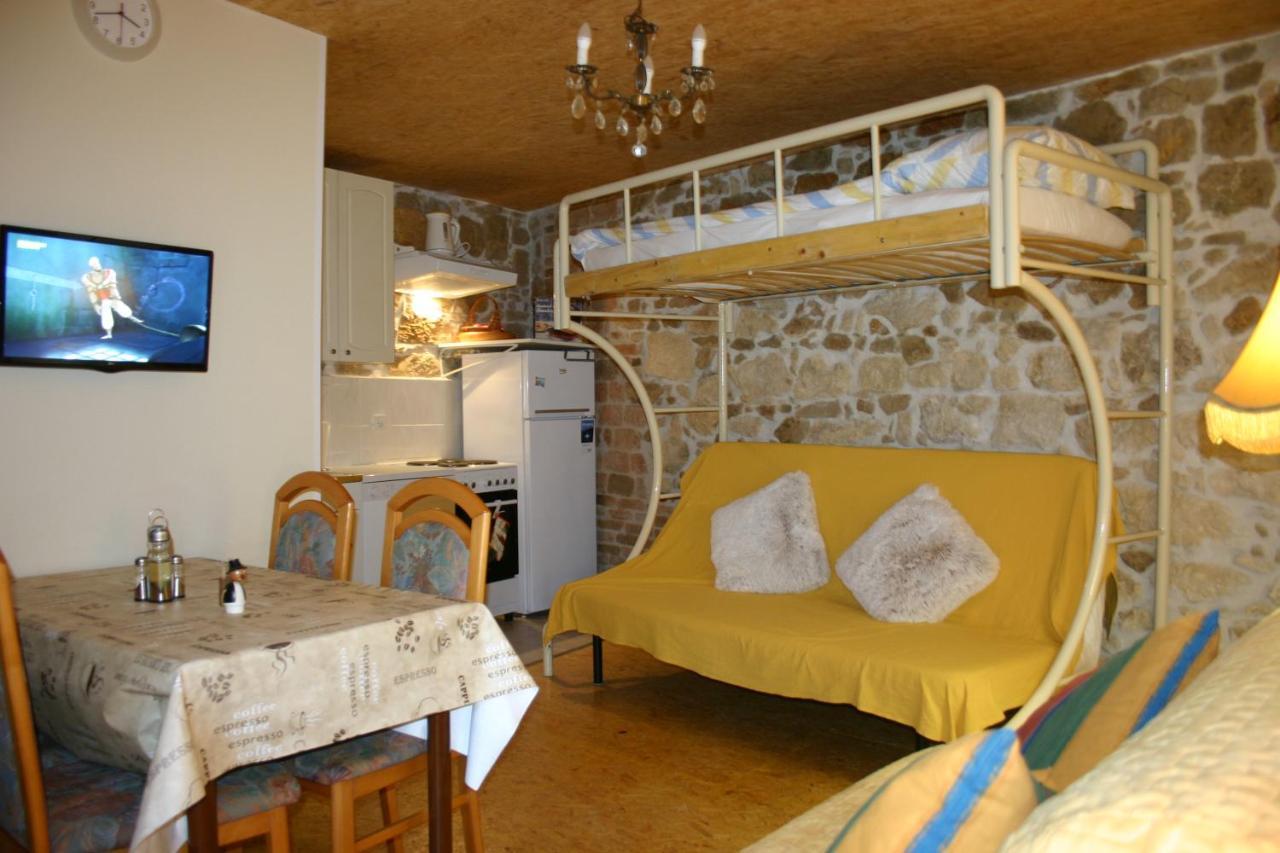Studio Apartment La Maison De Catherine Rovinj Exterior foto