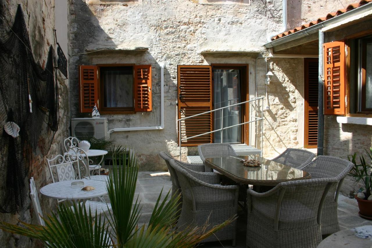 Studio Apartment La Maison De Catherine Rovinj Exterior foto